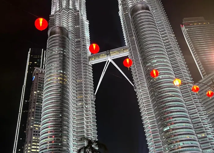 Urban Sky Home Near Klcc Complementary Breakfast