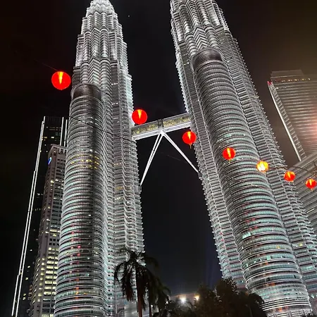 Urban Sky Home Near Klcc Complementary Breakfast Kuala Lumpur Exterior photo